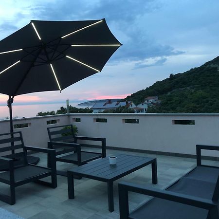 Apartmani Ivana Црес Экстерьер фото