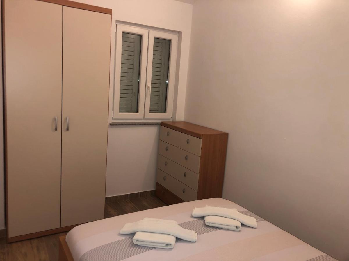 Apartmani Ivana Црес Экстерьер фото